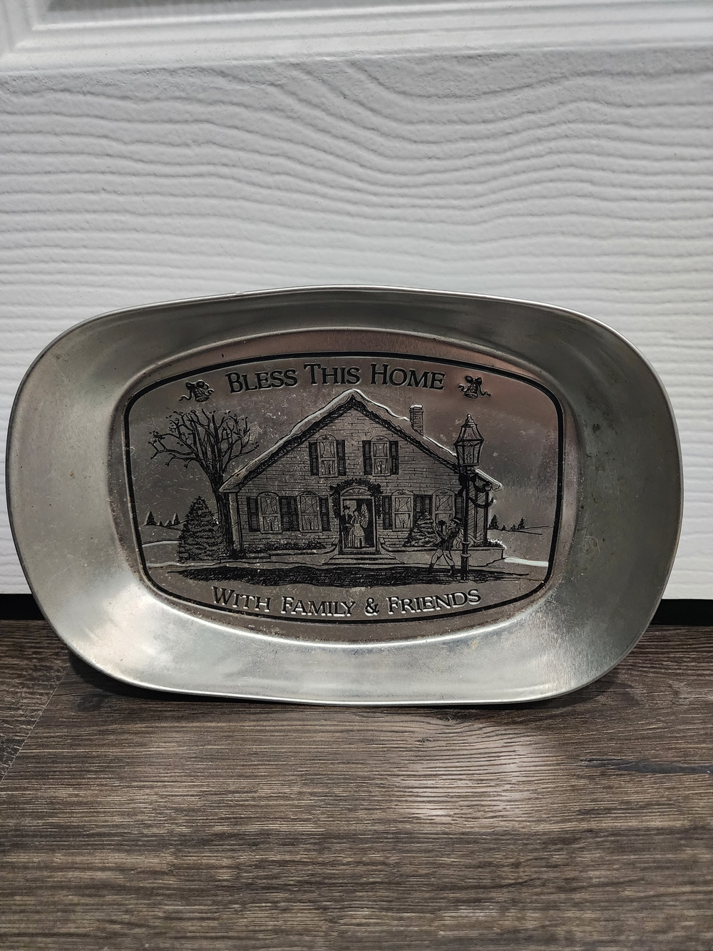 Dat'l Do It Inc "Bless This Home With Family & Friends" Aluminum Display Platter